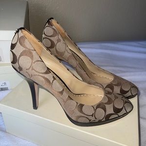 Brown logo coach heels